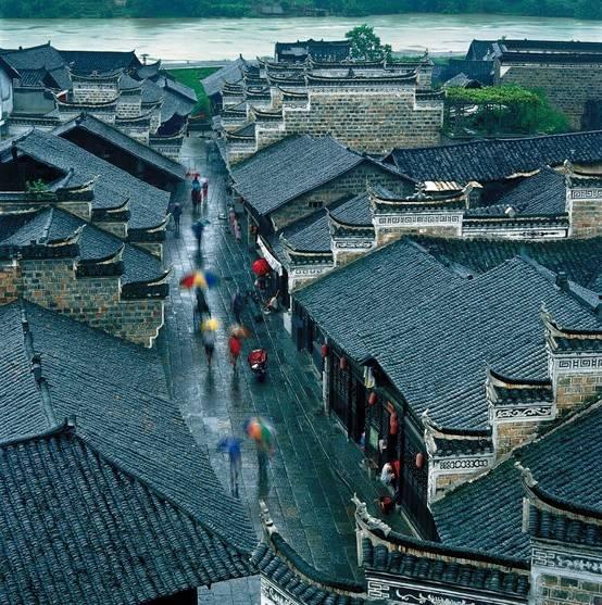 南充古城吃瓜,瓜果飘香，品味千年古城美食风情